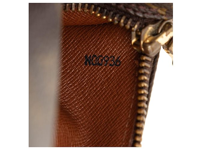 Borsa Louis Vuitton Monogram Papillon 26 marrone - vista 6