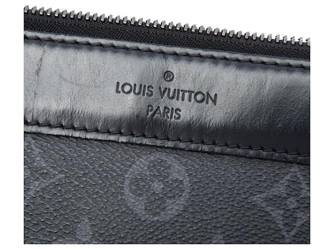 Clutch Louis Vuitton Monogram Eclipse Discovery GM nera Nero - vista 5