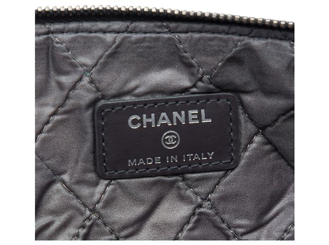 Clutch Chanel Large Crinkled Patent O Case Grigia Grigio - vista 5