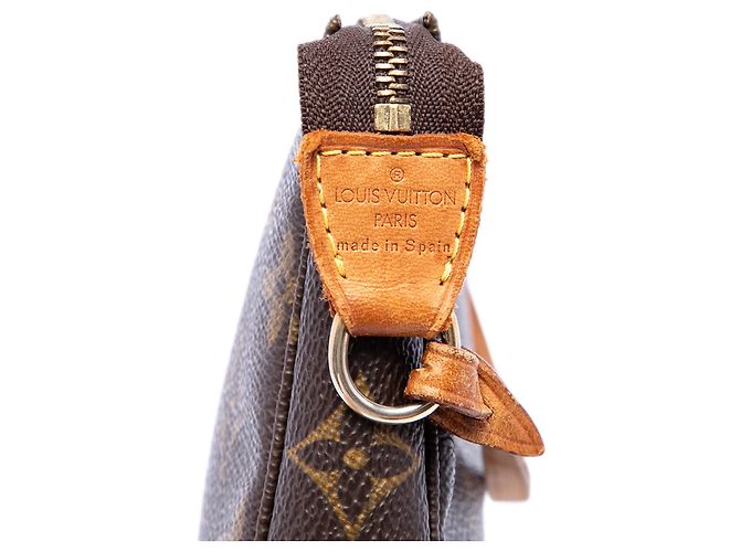 Borsa a tracolla Louis Vuitton Monogram Pochette Accessoires marrone - vista 5
