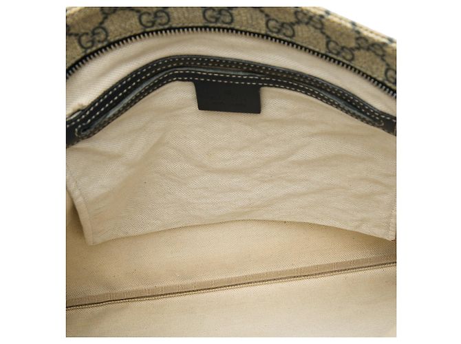 Borsa a tracolla Gucci GG Supreme beige - vista 4