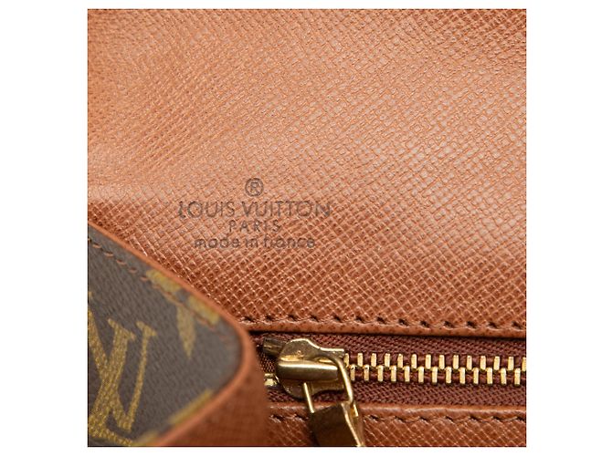 Clutch Louis Vuitton Monogram Pochette Dame PM marrón Castaño - vista 5