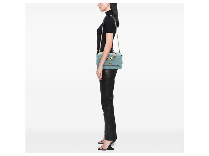 Borsa Chanel 19 in agnello blu grande - vista 6