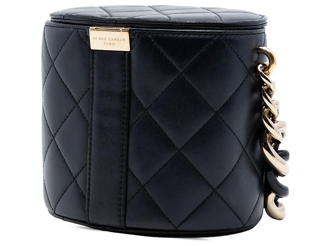 Elegantes Chanel CC Lambskin Vanity Case in Schwarz mit Kette - Ansicht 2