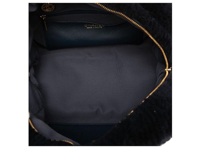 Borsa bowling Chanel Coco Neigh Large in shearling trapuntato blu - vista 4