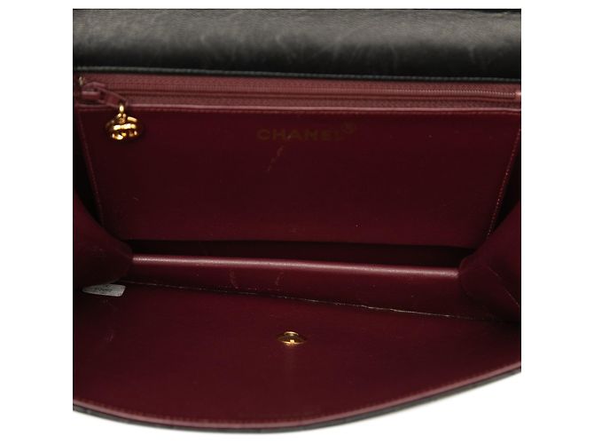 Bolsa de ombro Chanel Medium CC em pele de cordeiro acolchoada preta Preto - vista 4