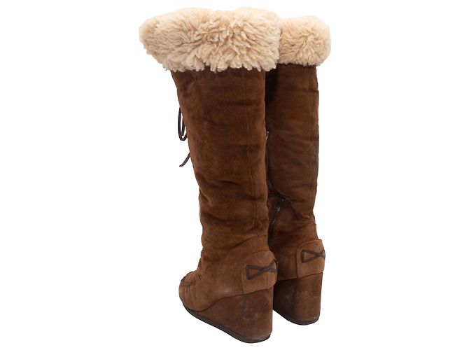 Botas altas de shearling con cuña marrón Miu Miu Talla 37.5 Castaño - vista 4