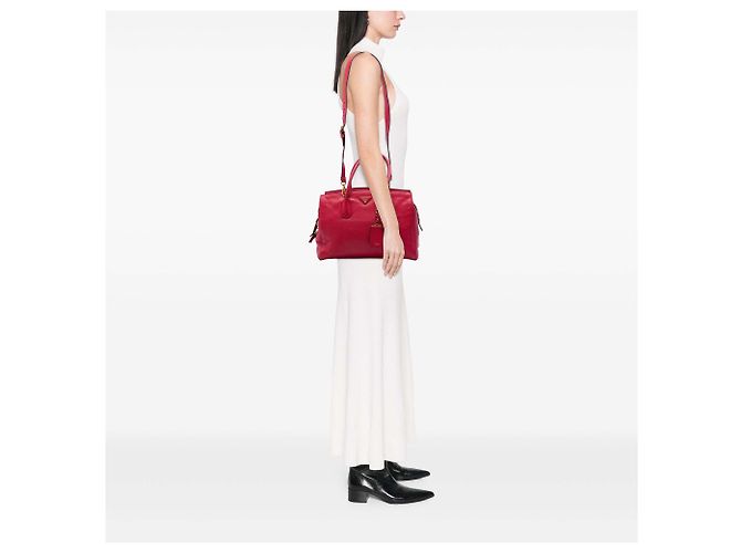 Borsa Tote Convertibile con Zip in Vitello Daino Rosso Prada - vista 6