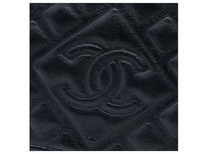 Wallet On Chain Portafoglio con catena e tracolla in agnello con logo CC in rilievo nero Chanel - vista 5