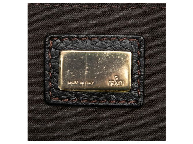 Borsa a tracolla Fendi Zucchino Canvas marrone con charm F - vista 5