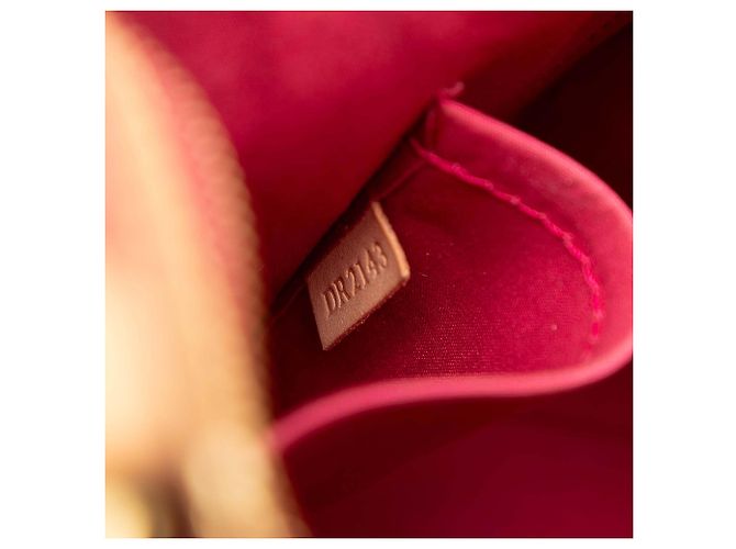 Borsa Louis Vuitton Monogram Vernis Brea MM rossa Rosso - vista 6