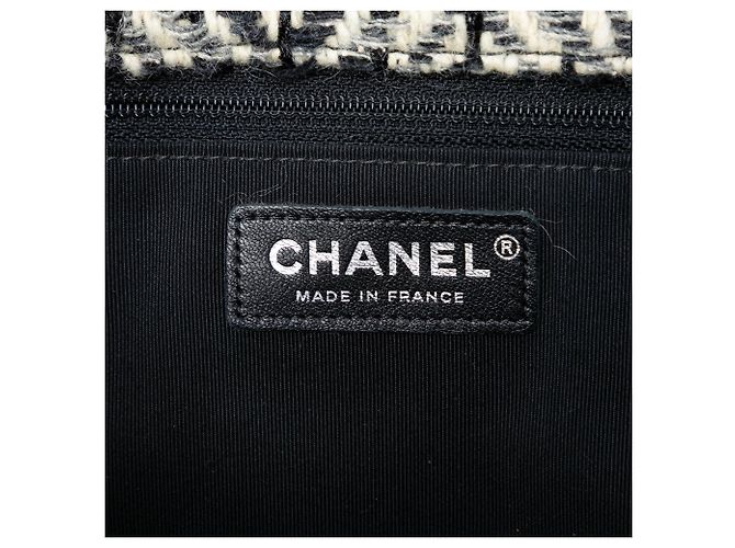 Borsa a tracolla Chanel CC in Tweed Herringbone nero - vista 5