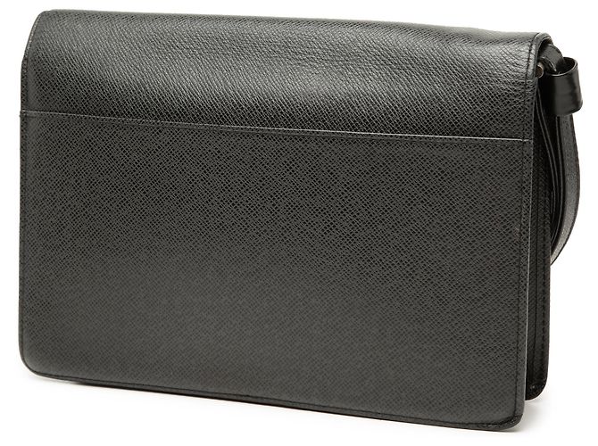 Clutch Selenga in pelle Taiga nera Louis Vuitton Nero - vista 2
