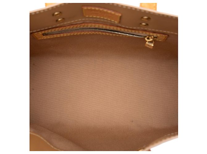 Borsa Louis Vuitton Monogram Vernis Reade PM Beige - vista 4