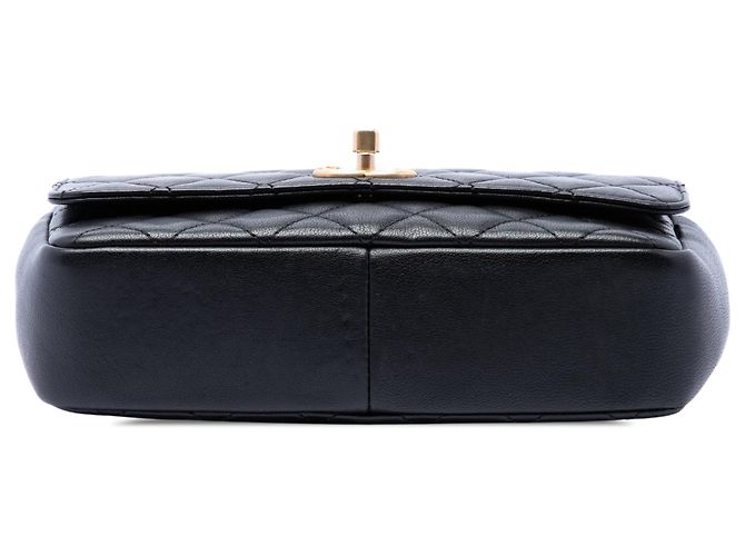 Borsa a tracolla Chanel Medium Quilted Lambskin Private Affair Camellia Flap Nera Nero - vista 3