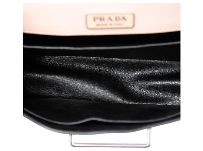 Borsa a tracolla Cahier in pelle di vitello morbida Spazzolato rosa Prada - vista 4