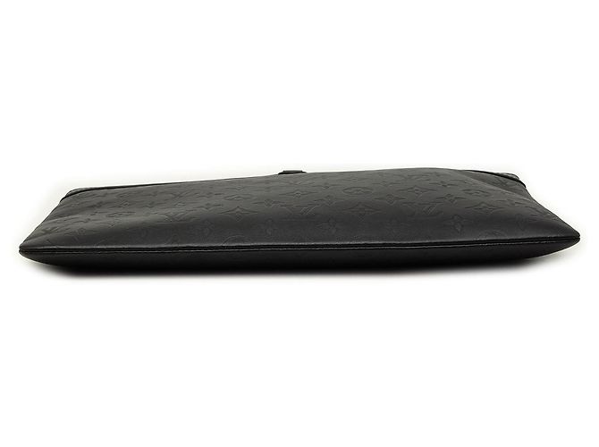 Pochette Louis Vuitton Monogram Shadow Discovery nera Nero - vista 3