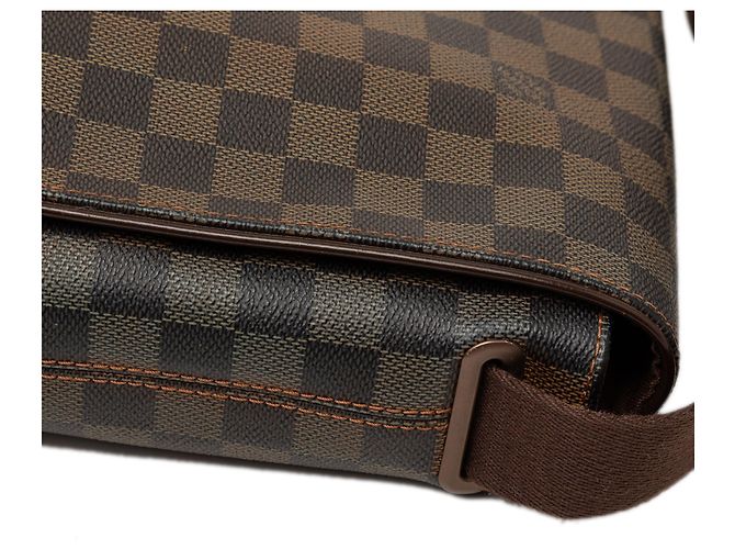 Borsa a tracolla Louis Vuitton Damier Ebene Brooklyn MM marrone - vista 7