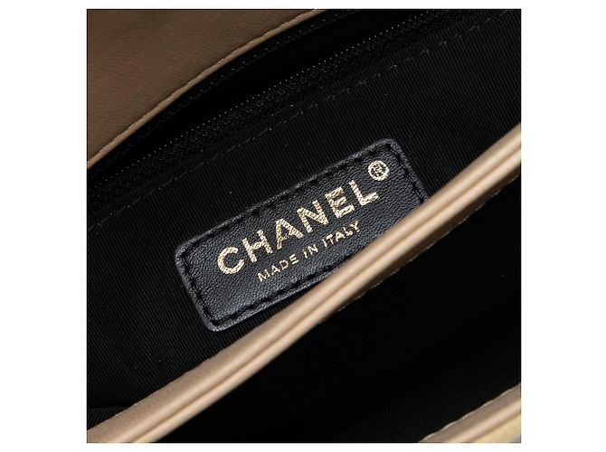 Borsa a Spalla Chanel Quilted Suede Retro Label Beige - vista 5