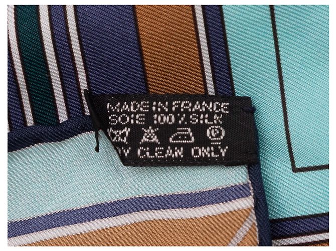 Hermès Sciarpa in seta stampata Hermes Carre En Carres Motif Blu e Multicolore - vista 3