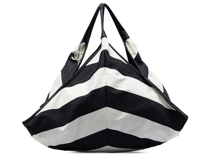 Tote a righe in tela Chanel CC nero - vista 2