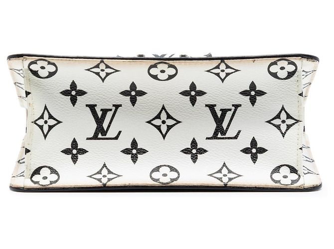 Borsa a tracolla Louis Vuitton Monogram Vernis Wynwood nera Nero - vista 3
