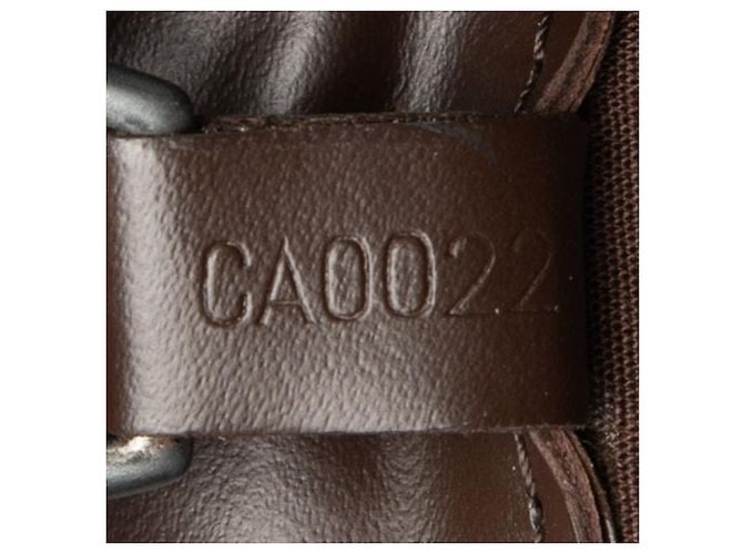 Borsa Louis Vuitton Epi Croisette PM marrone - vista 8