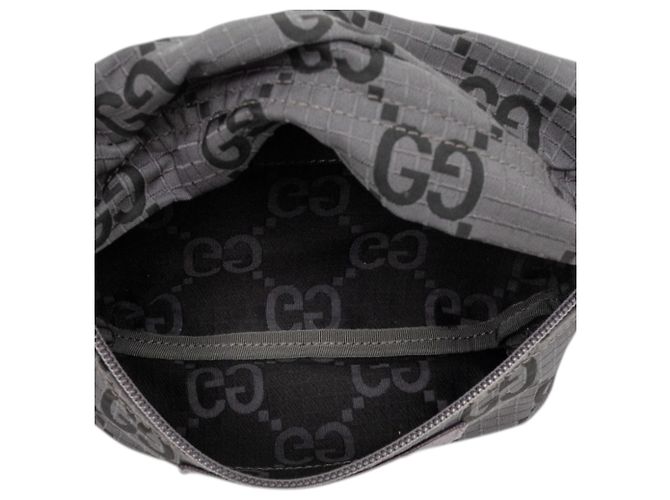 Borsa a tracolla in nylon ripstop GG grigio Gucci - vista 4