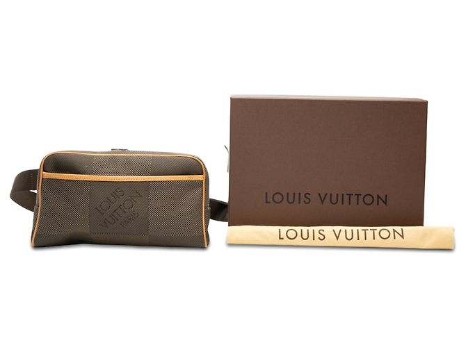 Borsa a tracolla Acrobat Damier Geant marrone Louis Vuitton - vista 8