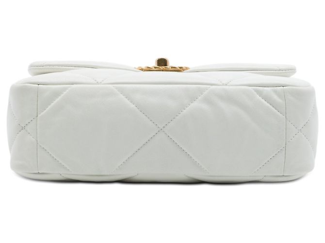Borsa Chanel 19 in agnello bianco, misura Medium - vista 3