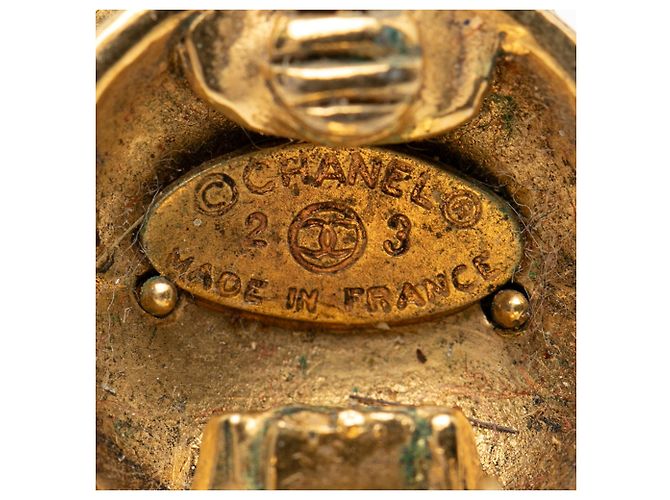 Orecchini a clip Chanel CC placcati oro con strass rotondi D'oro - vista 3