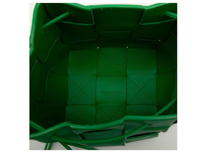 Cassette Borsa a secchiello Bottega Veneta Small Nappa Maxi Intrecciato Verde - vista 4