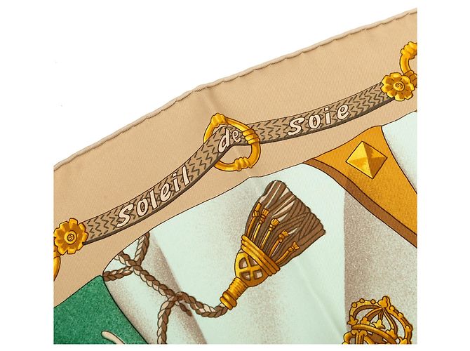 Sciarpa in seta Hermès Soleil de Soie 90 verde - vista 7