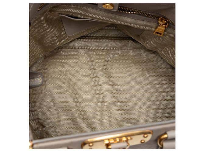 Borsa satchel Prada Vitello Daino Canapa Logo Frame grigia Grigio - vista 4