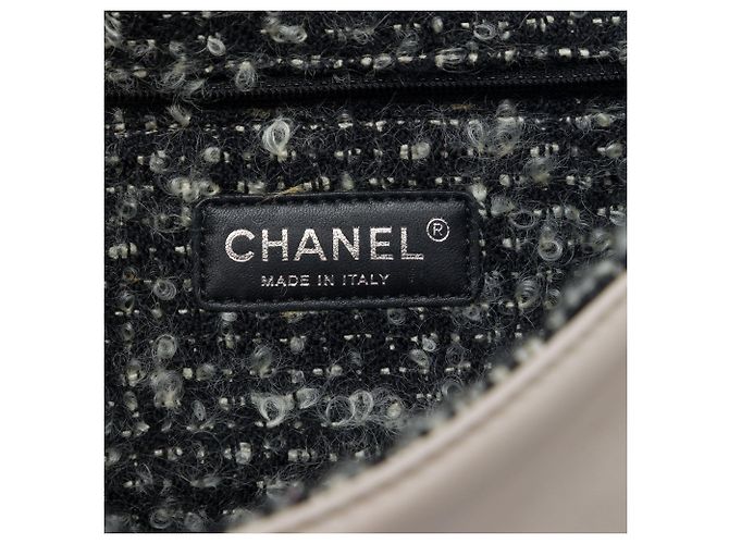 Chanel CC gesteppte Lammfell Tweedy Flap Schultertasche Grau - Ansicht 5