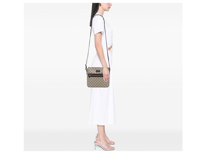 Sac bandoulière Gucci GG Supreme beige - vue 6