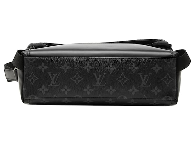 Borsa a tracolla Louis Vuitton Monogram Eclipse Voyager PM nera Nero - vista 3