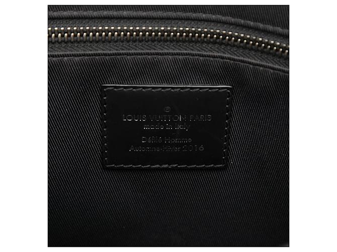 Borsa a tracolla Louis Vuitton Monogram Eclipse Voyager PM nera Nero - vista 5