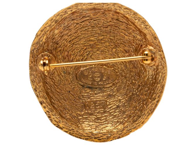 Spilla rotonda Chanel CC placcata oro D'oro - vista 3