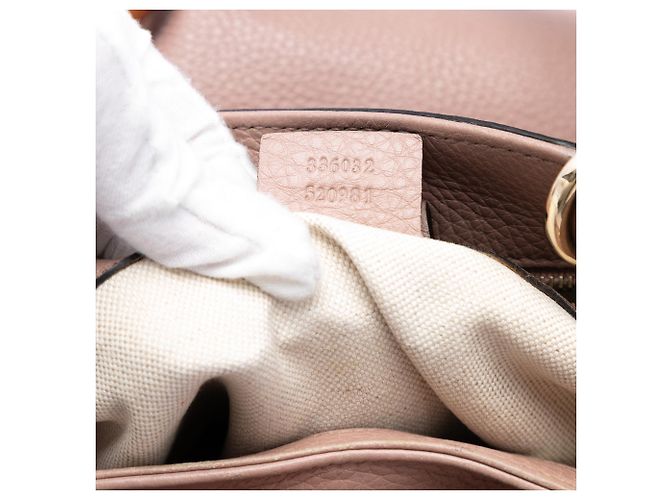 Borsa a tracolla Gucci Small Calfskin Bamboo Shopper rosa - vista 5
