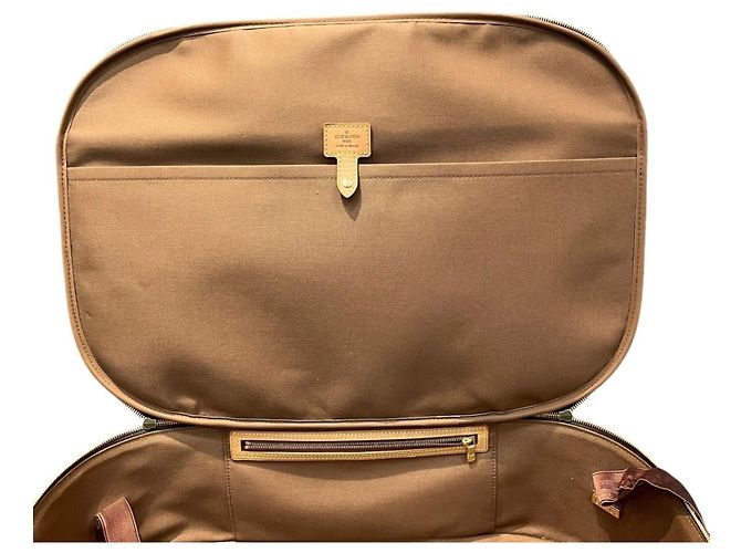 Borsa Boston Louis Vuitton Monogram Packall GM Marrone - vista 9