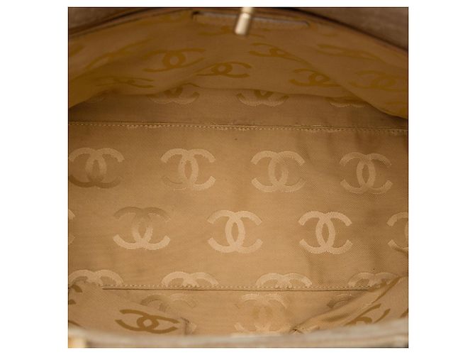 Bolsa Shopping Chanel Mini CC em camurça acolchoada bege - vista 4