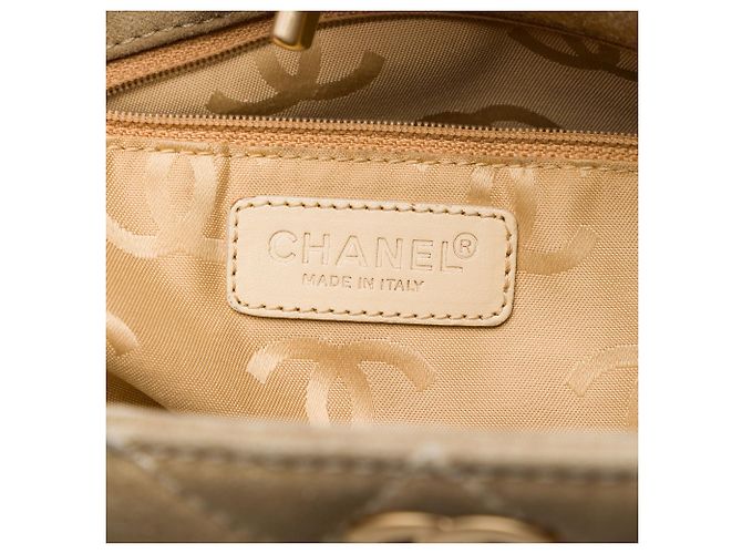 Bolsa Shopping Chanel Mini CC em camurça acolchoada bege - vista 5