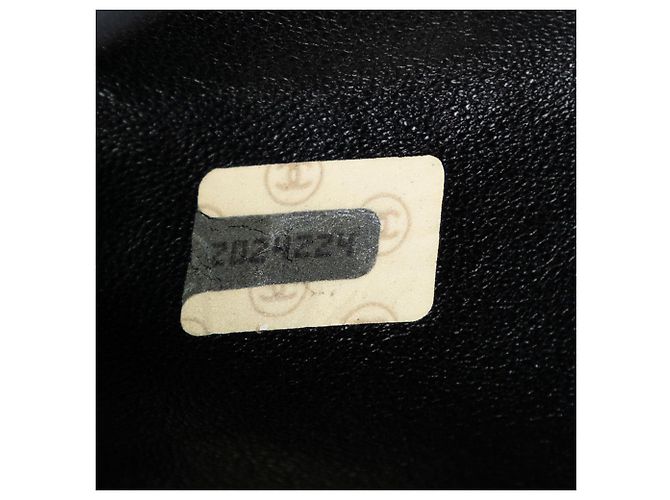 Borsa a tracolla con patta singola Chanel CC in nylon trapuntato verticale nero e grosgrain - vista 6