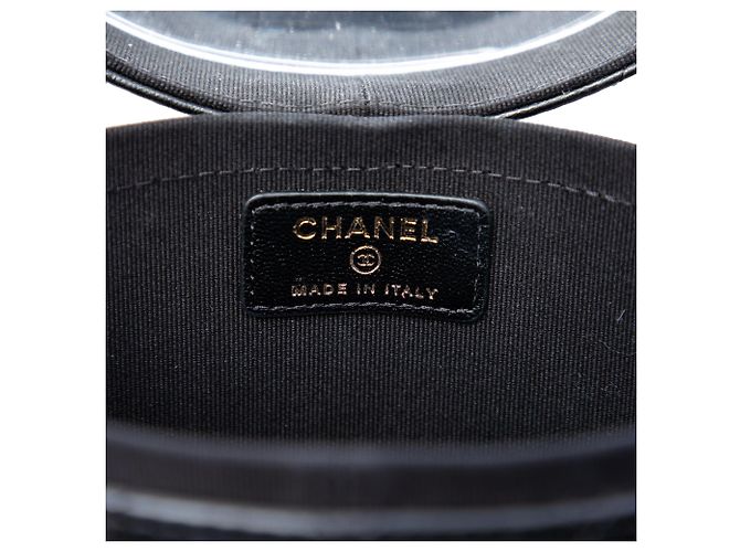 Clutch Vanity redonda em pele de cordeiro acolchoada Chanel CC preta com corrente - vista 5