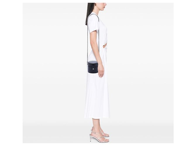 Clutch Vanity redonda em pele de cordeiro acolchoada Chanel CC preta com corrente - vista 6