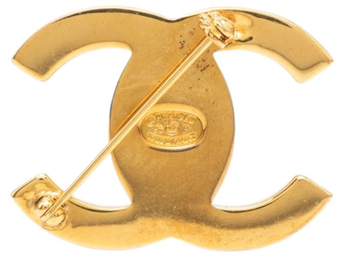 Spilla con chiusura a vite Chanel CC placcata oro D'oro - vista 2