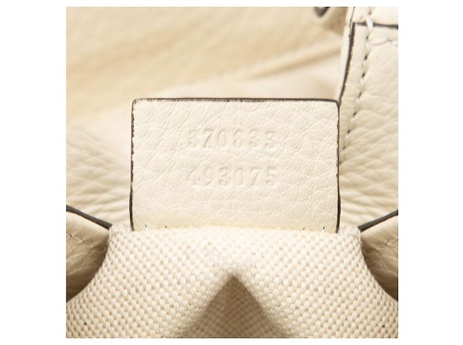 Bamboo Mochila Gucci de cuero blanco con borla de bambú - vista 6