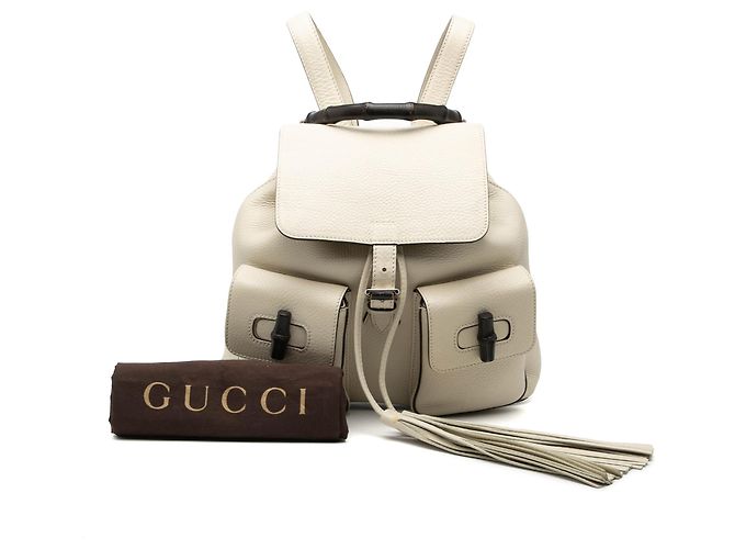 Bamboo Mochila Gucci de cuero blanco con borla de bambú - vista 9