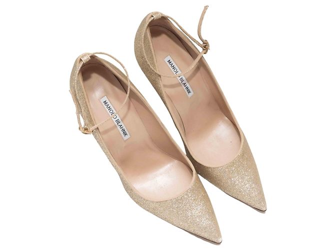 Escarpins à bout pointu et bride à la cheville à paillettes dorés Manolo Blahnik Taille 40 - vue 2